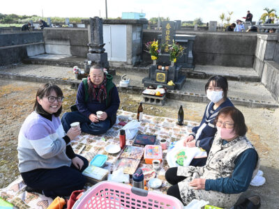 沖永良部で墓正月
