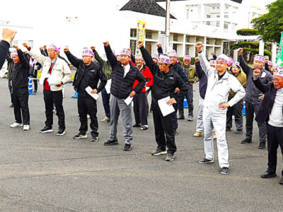 天城町キビ春植え出発式