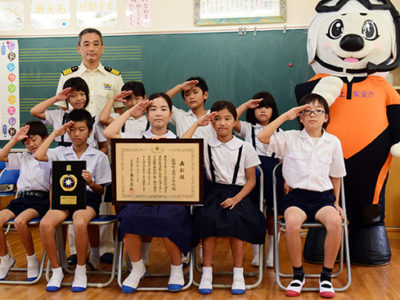 「海をきれいに」17年